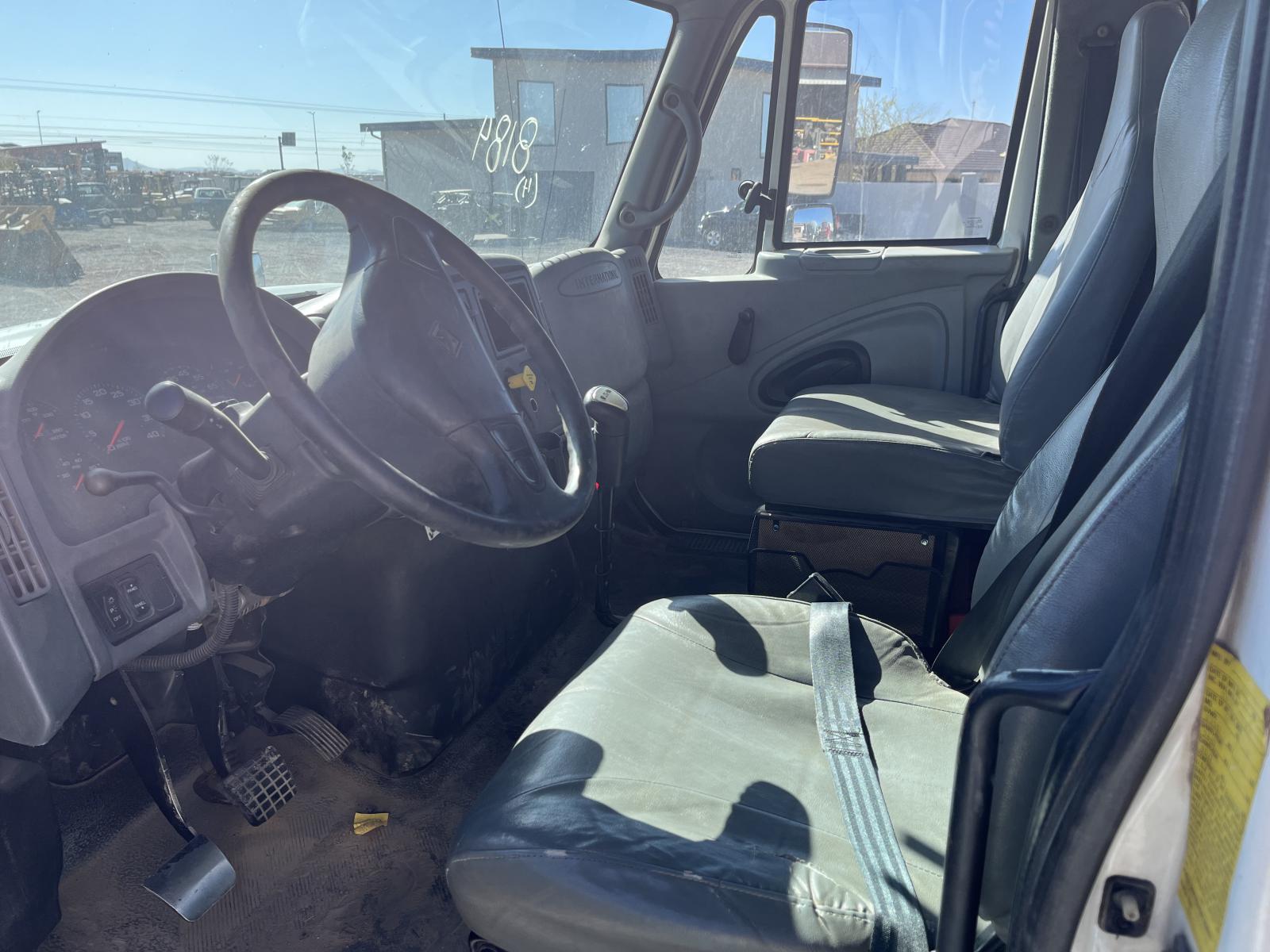 ./imagenes/INVOICE/2019/17406/CAMION PLATAFORMA INTERNATIONAL 7400 (3).JPG